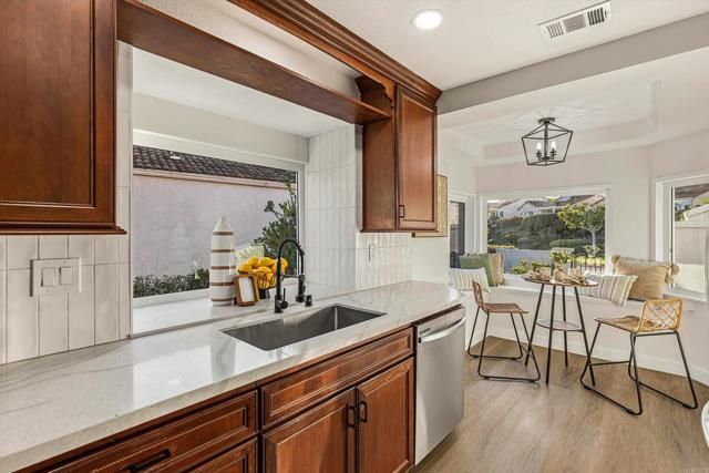 1577 El Paseo Dr, San Marcos, CA 92078