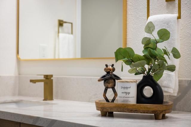 1577 El Paseo Dr, San Marcos, CA 92078