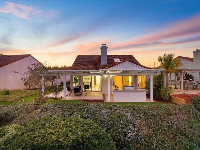 1577 El Paseo Dr, San Marcos, CA 92078