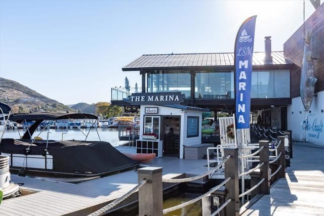 1577 El Paseo Dr, San Marcos, CA 92078