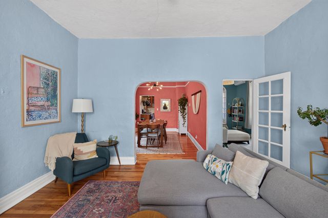 415 Edith Boulevard SE, Albuquerque, NM 87102
