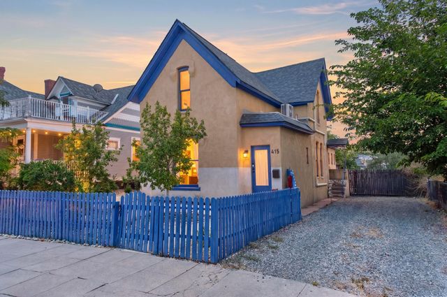 415 Edith Boulevard SE, Albuquerque, NM 87102