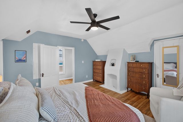 415 Edith Boulevard SE, Albuquerque, NM 87102
