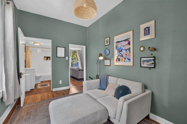 415 Edith Boulevard SE, Albuquerque, NM 87102
