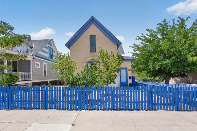 415 Edith Boulevard SE, Albuquerque, NM 87102