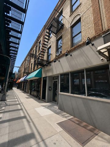 53-17 Roosevelt Avenue, Woodside, NY 11377