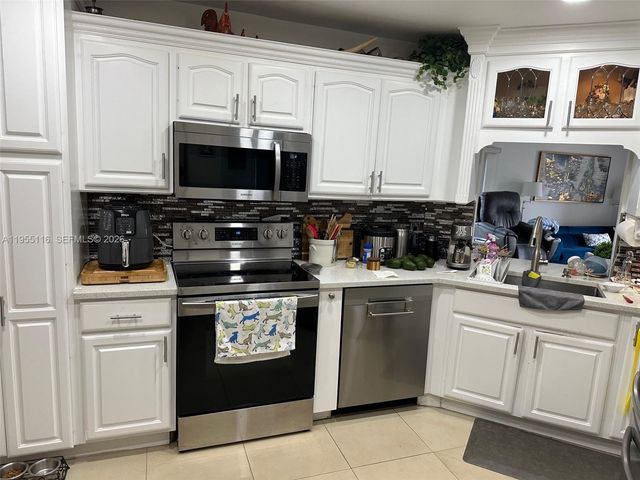 4559 WILLOW POND CT E, Palm Beach, FL 33417