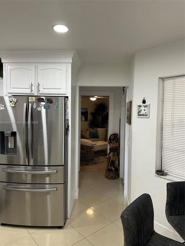 4559 WILLOW POND CT E, Palm Beach, FL 33417