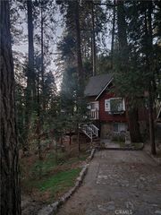 24918 Houston, Crestline, CA 92325