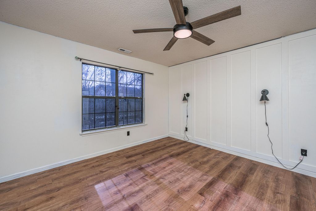 Image 22 of property listing at 1221 Jeanna Street, Summerville, SC 29486