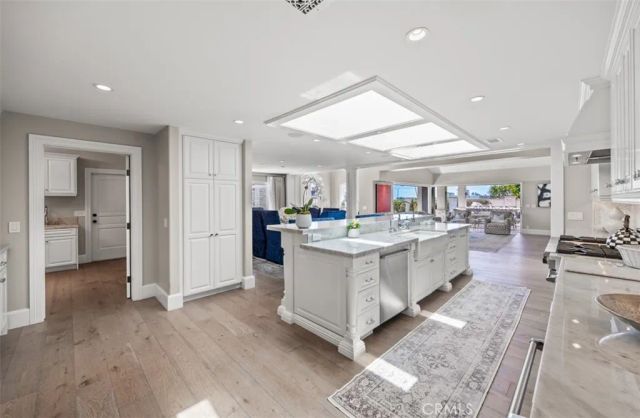 515 Cameo Highlands, Corona Del Mar, CA 92625