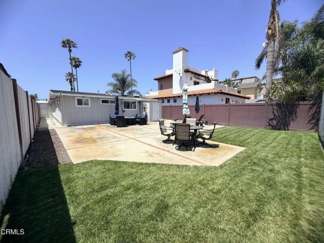 2263 Pierpont Boulevard, Ventura, CA 93001