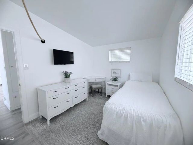 2263 Pierpont Boulevard, Ventura, CA 93001