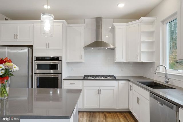 17783 WHITE CAMPION WAY, Dumfries, VA 22026