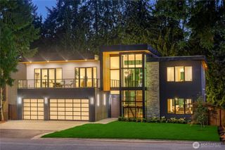 2435 109th Avenue SE, Bellevue, WA 98004