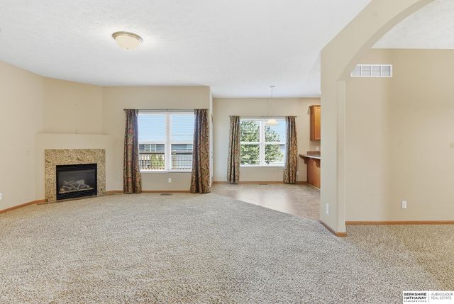 4203 N 176th Street, Omaha, NE 68116