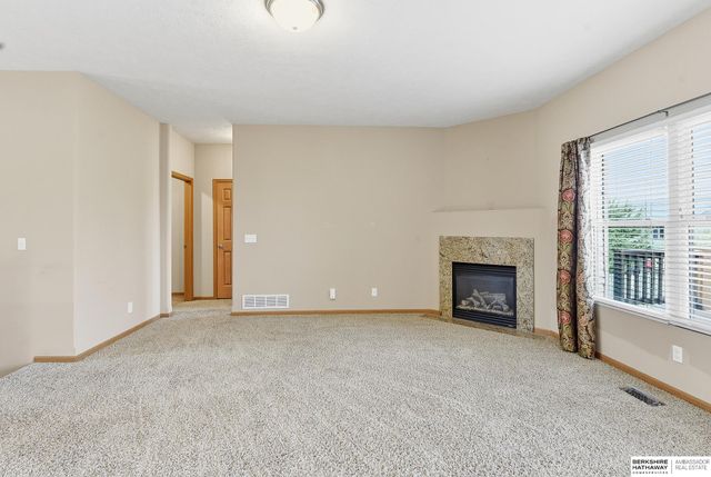 4203 N 176th Street, Omaha, NE 68116
