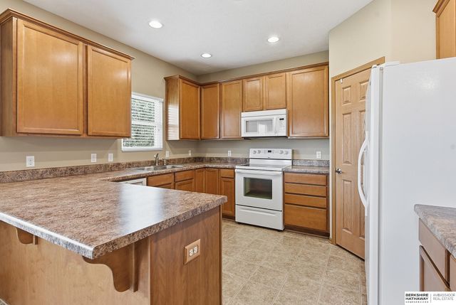 4203 N 176th Street, Omaha, NE 68116