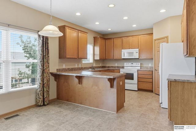 4203 N 176th Street, Omaha, NE 68116