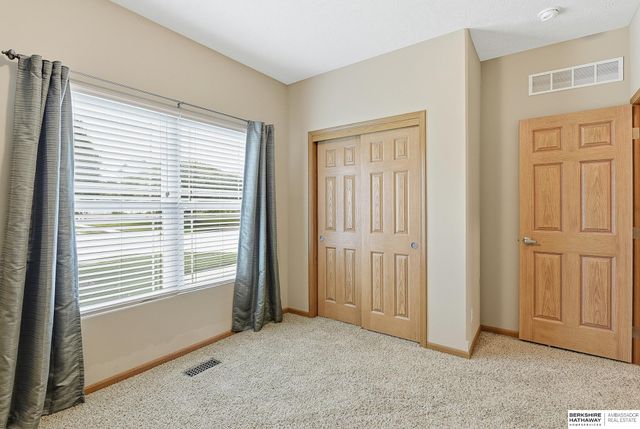 4203 N 176th Street, Omaha, NE 68116