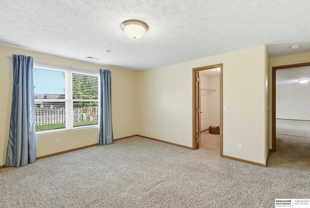 4203 N 176th Street, Omaha, NE 68116