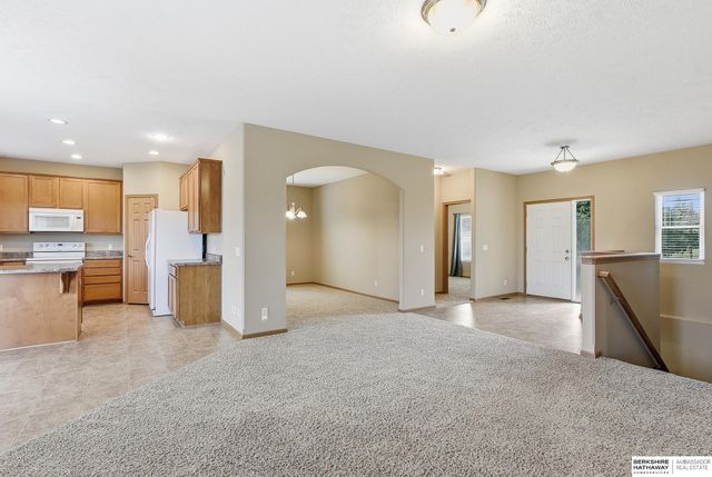 4203 N 176th Street, Omaha, NE 68116
