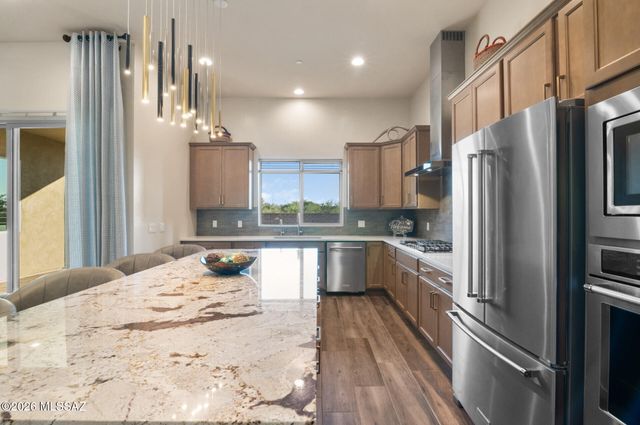 8882 E Placita Rio De Vidrio, Tucson, AZ 85749