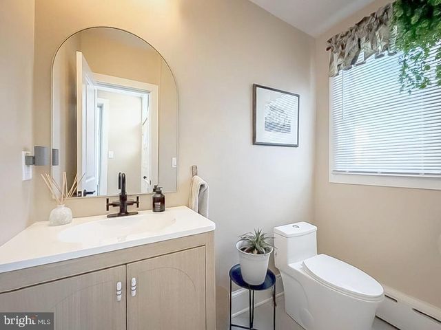 213 NEW BROOK ST, Bristol, PA 19007