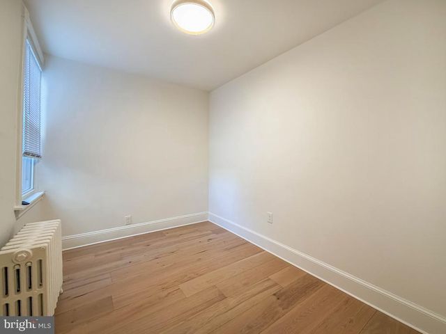 213 NEW BROOK ST, Bristol, PA 19007