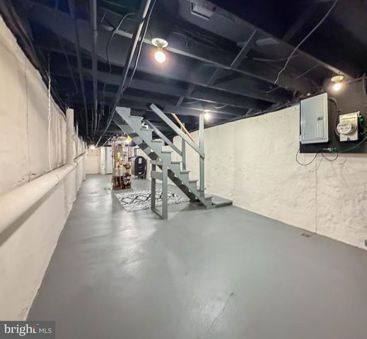 213 NEW BROOK ST, Bristol, PA 19007