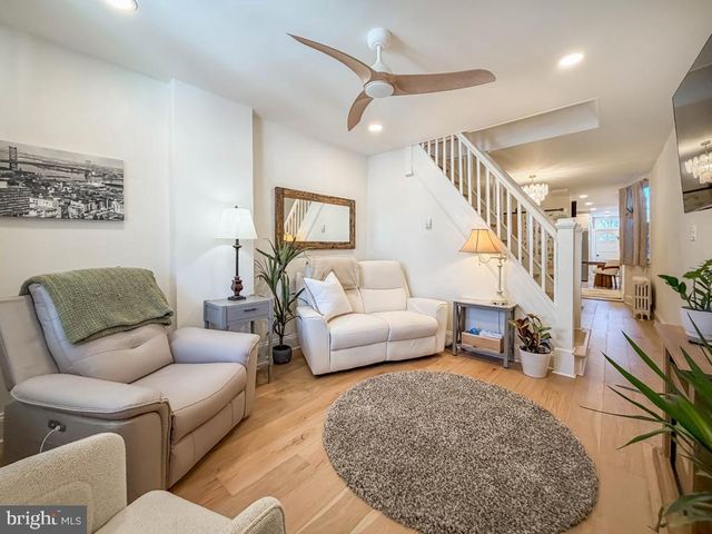 213 NEW BROOK ST, Bristol, PA 19007