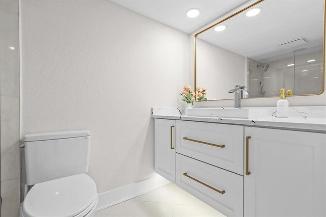 865 S GULFVIEW BOULEVARD 106, Clearwater Beach, FL 33767