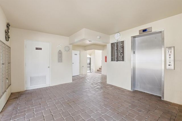 865 S GULFVIEW BOULEVARD 106, Clearwater Beach, FL 33767