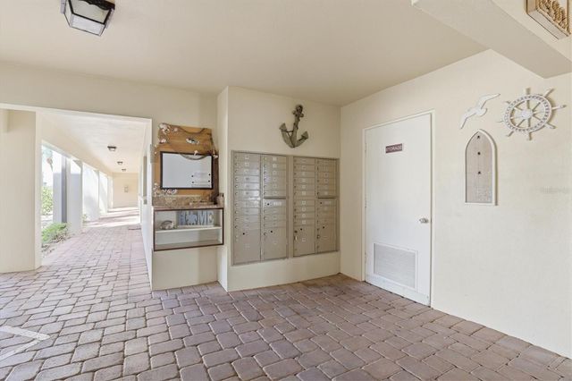 865 S GULFVIEW BOULEVARD 106, Clearwater Beach, FL 33767
