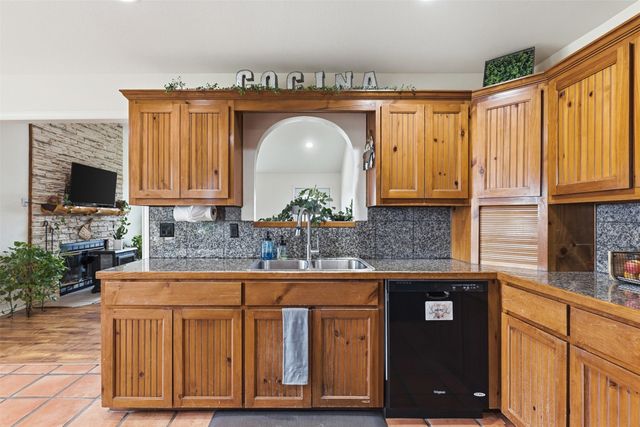 8919 County Rd. 2310, Sulphur Springs, TX 75482