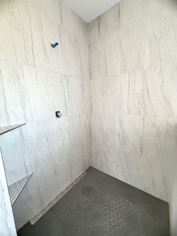 8246 AEDC RD, Estill Springs, TN 37330