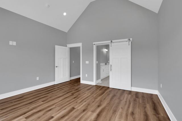 8246 AEDC RD, Estill Springs, TN 37330