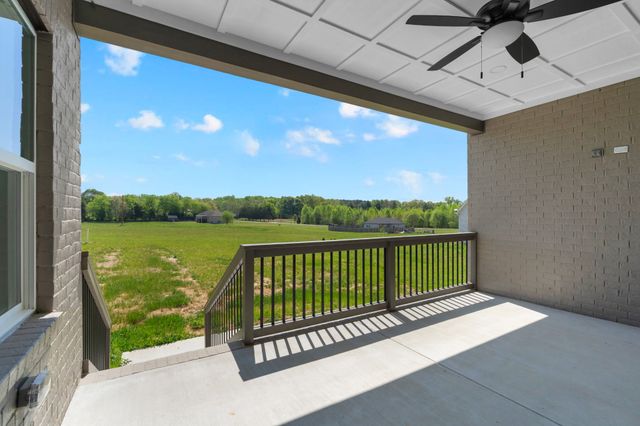8246 AEDC RD, Estill Springs, TN 37330