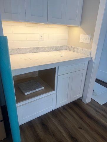 8246 AEDC RD, Estill Springs, TN 37330