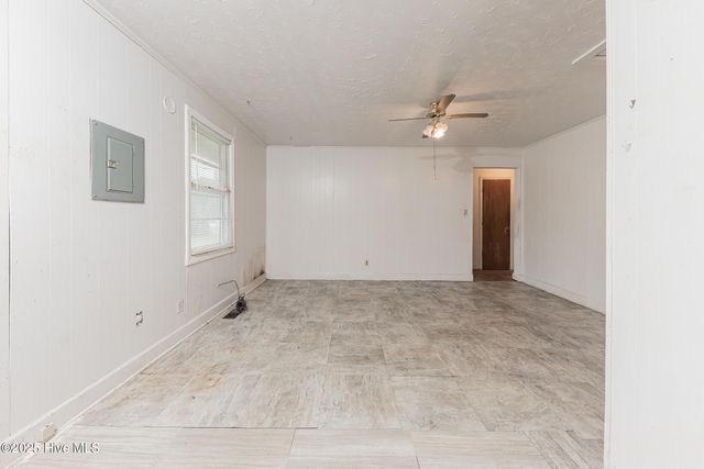 39 Sophia Drive, Jacksonville, NC 28540