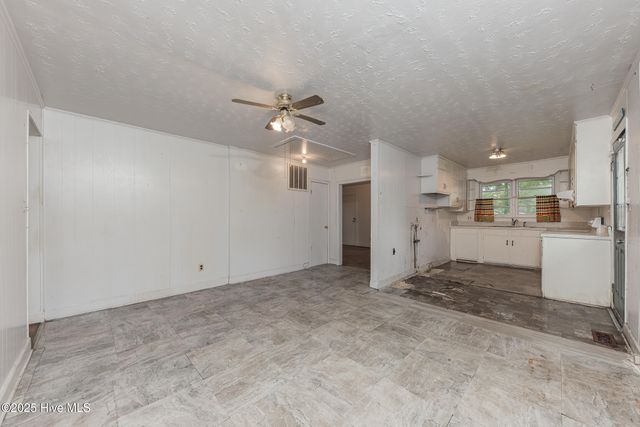 39 Sophia Drive, Jacksonville, NC 28540