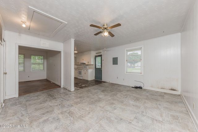 39 Sophia Drive, Jacksonville, NC 28540