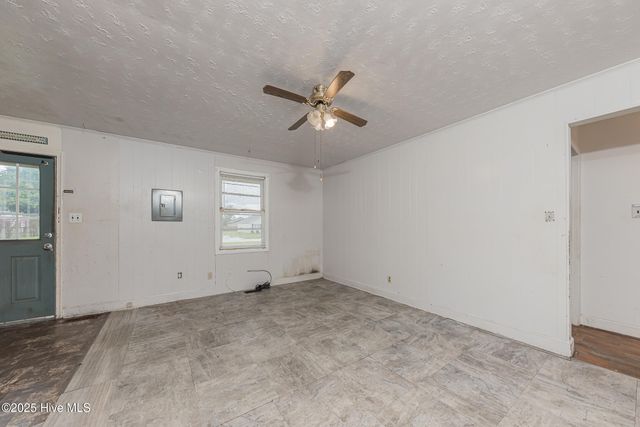 39 Sophia Drive, Jacksonville, NC 28540