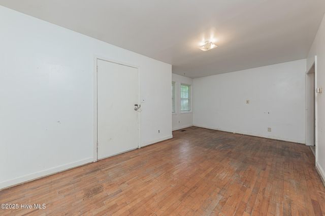 39 Sophia Drive, Jacksonville, NC 28540