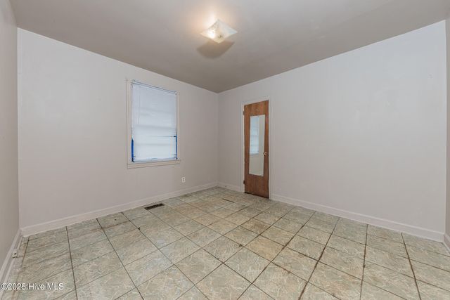 39 Sophia Drive, Jacksonville, NC 28540