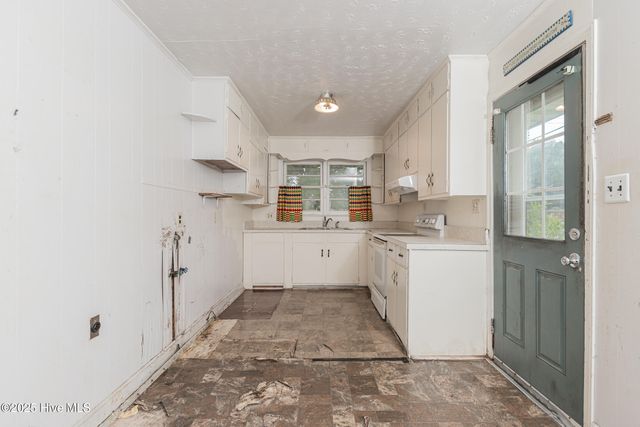 39 Sophia Drive, Jacksonville, NC 28540