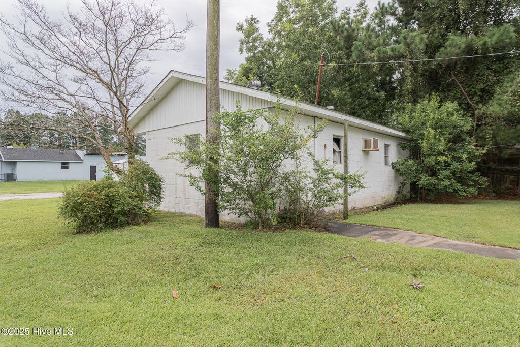 39 Sophia Drive, Jacksonville, NC 28540