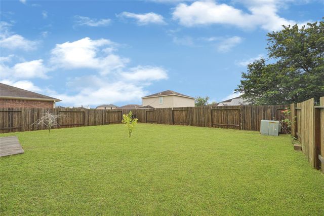 106 Mojave Lane, La Marque, TX 77568