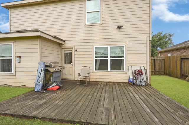 106 Mojave Lane, La Marque, TX 77568