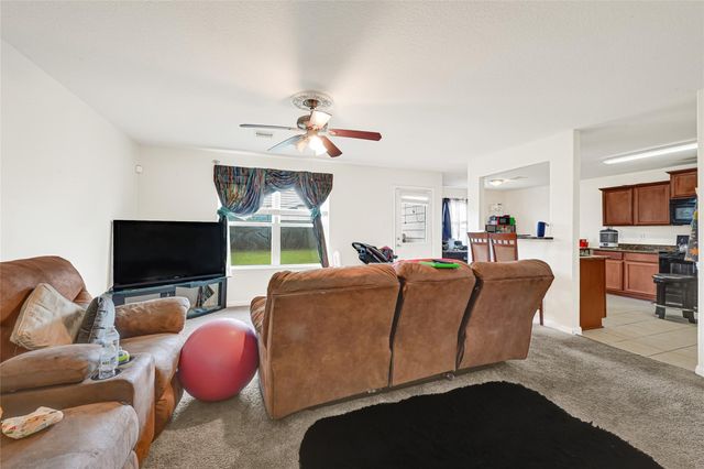 106 Mojave Lane, La Marque, TX 77568